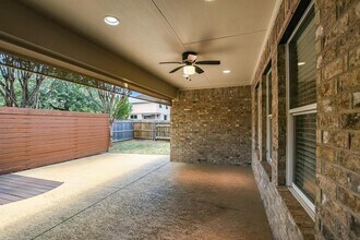 401 King Eider Ln in Cedar Park, TX - Foto de edificio - Building Photo