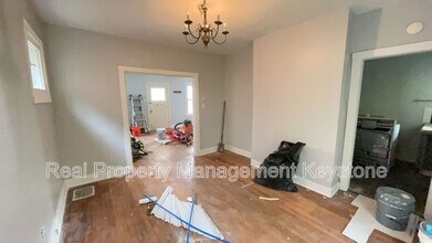 1024 Mirror St in Pittsburgh, PA - Building Photo - Building Photo
