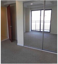 4 Chelsea Pl in Great Neck, NY - Building Photo - Building Photo