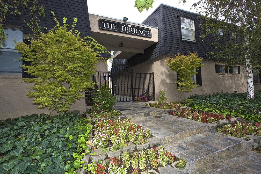 The Terrace Apartments in San Jose, CA - Building Photo