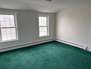 131-133 Vernon St-Unit -3 in Norwood, MA - Building Photo - Building Photo