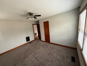 104 Marable St in Ashland City, TN - Building Photo - Building Photo