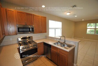 108 Lancaster Way in Royal Palm Beach, FL - Foto de edificio - Building Photo