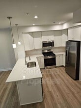 8040 Laurel Woods Ln in Glen Allen, VA - Building Photo - Building Photo