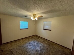 2308 Lynn St in Springdale, AR - Building Photo - Building Photo
