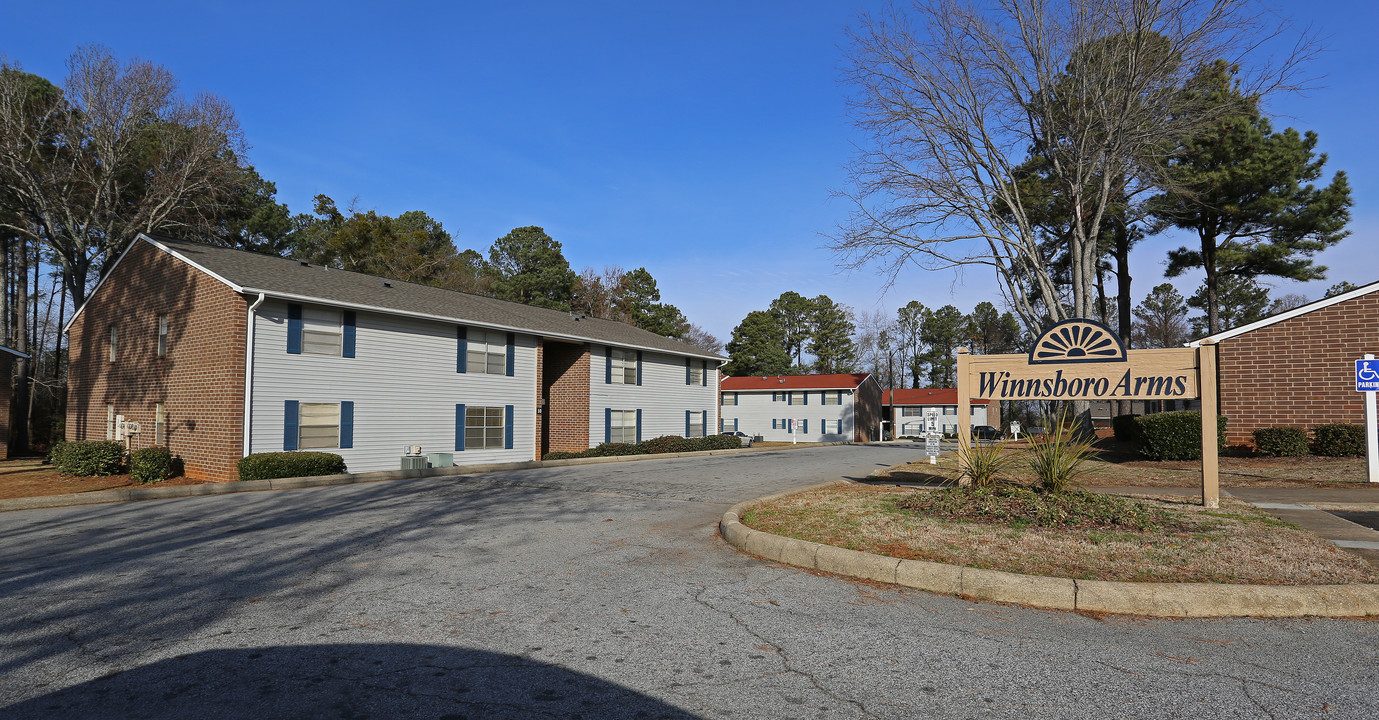 Winnsboro Arms in Winnsboro, SC - Building Photo