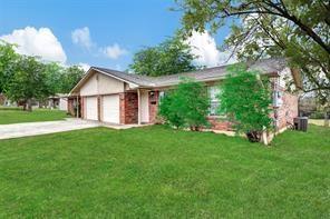 307 N Jordan St in Whitesboro, TX - Building Photo - Building Photo