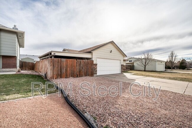 2 Lupine Ct in Pueblo, CO - Building Photo - Building Photo