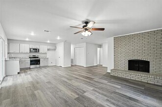 4613 Tarry Dr in Garland, TX - Building Photo - Building Photo