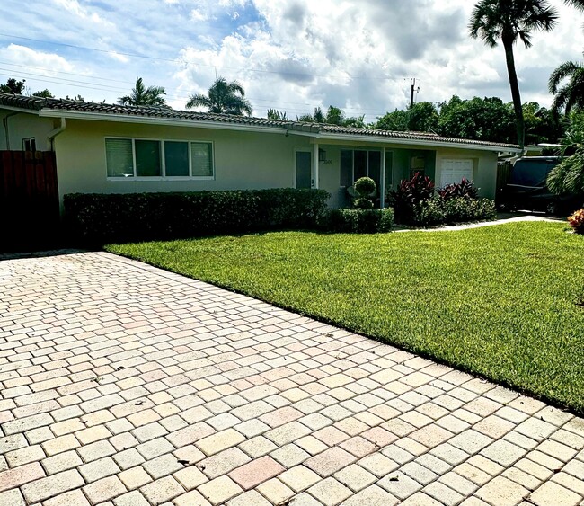 property at 2500 NE 9th St