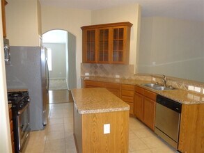21415 Branchport Dr in Houston, TX - Building Photo - Building Photo