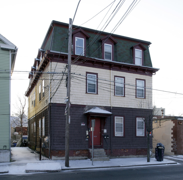 221 Valley St in Providence, RI - Foto de edificio