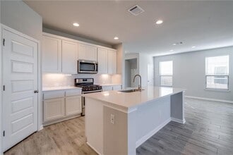 2205 Limestone Lake Dr in Georgetown, TX - Building Photo - Building Photo