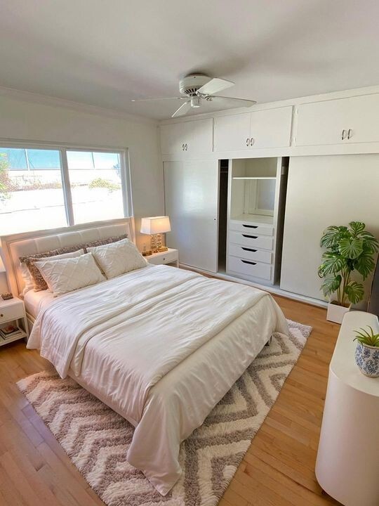 3373 Rowena Ave in Los Angeles, CA - Building Photo - Building Photo