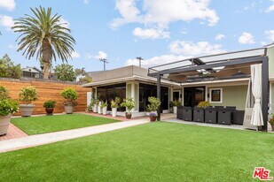 1/2 Hill St in Santa Monica, CA - Building Photo