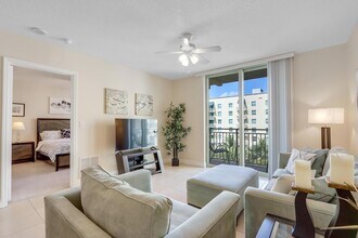 610 Clematis St, Unit 625 in West Palm Beach, FL - Building Photo - Building Photo