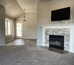 1816 Creekside Dr in Norman, OK - Building Photo - Building Photo