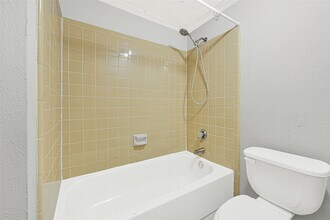 17303 Nordway Dr in Houston, TX - Building Photo - Building Photo