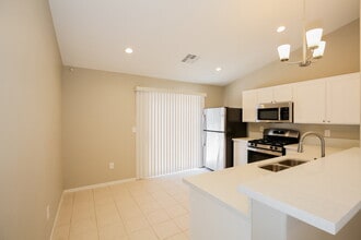 4832 Morning Splash Ave in Las Vegas, NV - Building Photo - Building Photo