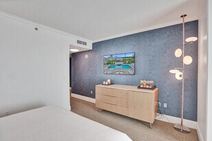 4390 Collins Ave, Unit SI ID1540436P in Miami Beach, FL - Building Photo