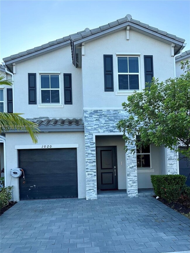 property at 1020 SE 26th Ter