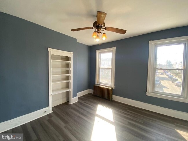 6625 Lansdowne Ave in Philadelphia, PA - Building Photo - Building Photo