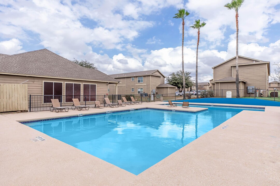 Rio Grande Ranch- Income Restricted in Laredo, TX - Building Photo