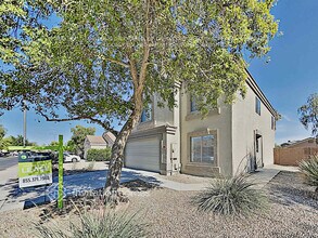 12567 W Mauna Loa Ln in El Mirage, AZ - Building Photo - Building Photo