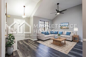 832 Asbury Way in Lithonia, GA - Building Photo - Building Photo