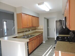 1246 N Knollwood Dr in Palatine, IL - Building Photo - Building Photo
