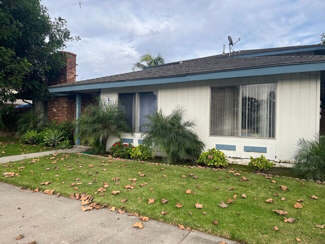 18710 Palo Verde Ave in Cerritos, CA - Building Photo - Building Photo