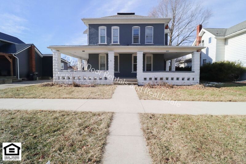 304 S Guilford St in Garrett, IN - Building Photo