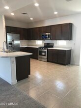 2227 W Park St in Phoenix, AZ - Foto de edificio - Building Photo