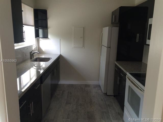 47 Sidonia Ave-Unit -0 in Coral Gables, FL - Building Photo