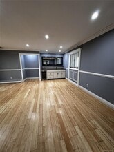 20 Seaside Dr in Port Jefferson, NY - Building Photo - Building Photo