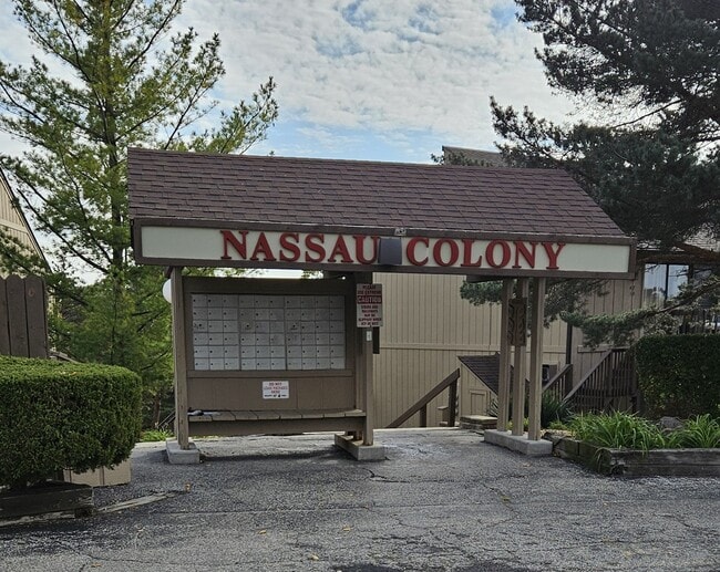 44 Nassau Colony in Fox Lake, IL - Building Photo - Building Photo