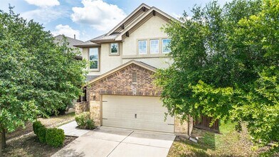 9404 Hunter Ln in Austin, TX - Building Photo - Building Photo