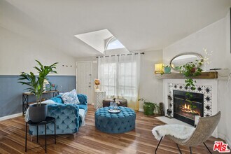 196 Cherokee in Topanga, CA - Building Photo - Building Photo