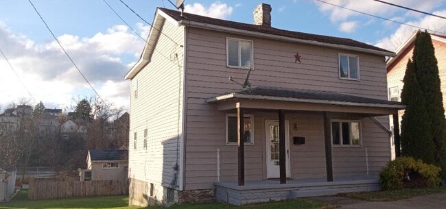 property at 108 S Depot St