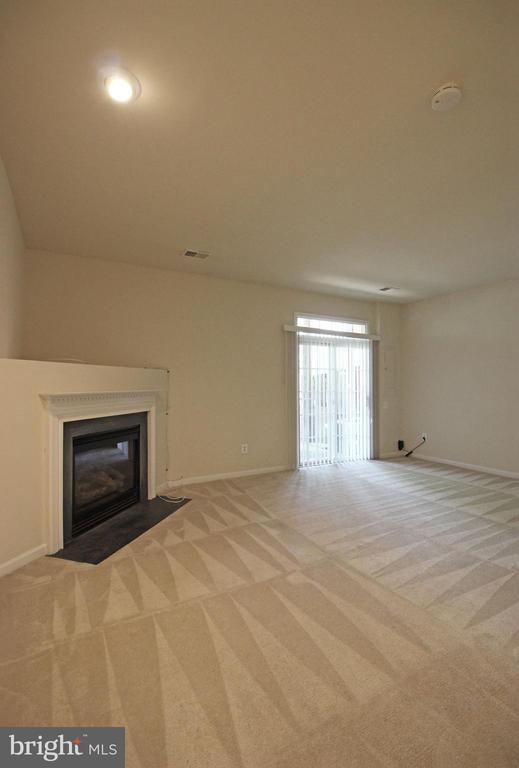 7866 Birch Branch Terrace in Alexandria, VA - Building Photo - Building Photo