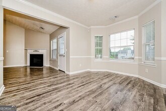 7050 Duncan Walk in Mcdonough, GA - Building Photo - Building Photo