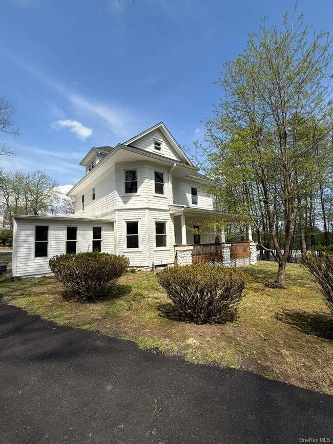 property at 701 NY-304