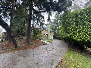 11022 Palisades Ave SW in Vashon, WA - Building Photo - Building Photo