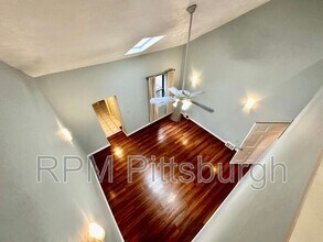 2118 Sidney St in Pittsburgh, PA - Building Photo - Building Photo