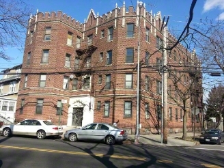 4535 Parsons Blvd in Flushing, NY - Foto de edificio - Building Photo