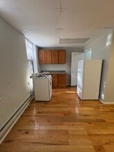 4635 N Paulina St, Unit 109 in Chicago, IL - Building Photo - Building Photo