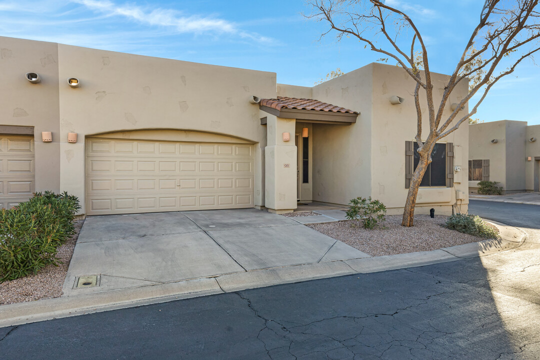 440 S Val Vista Dr in Mesa, AZ - Building Photo