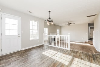 12206 Stillman Ct in Hampton, GA - Foto de edificio - Building Photo