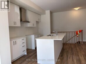 16 ST LAWRENCE Rd in Haldimand, ON - Building Photo - Building Photo
