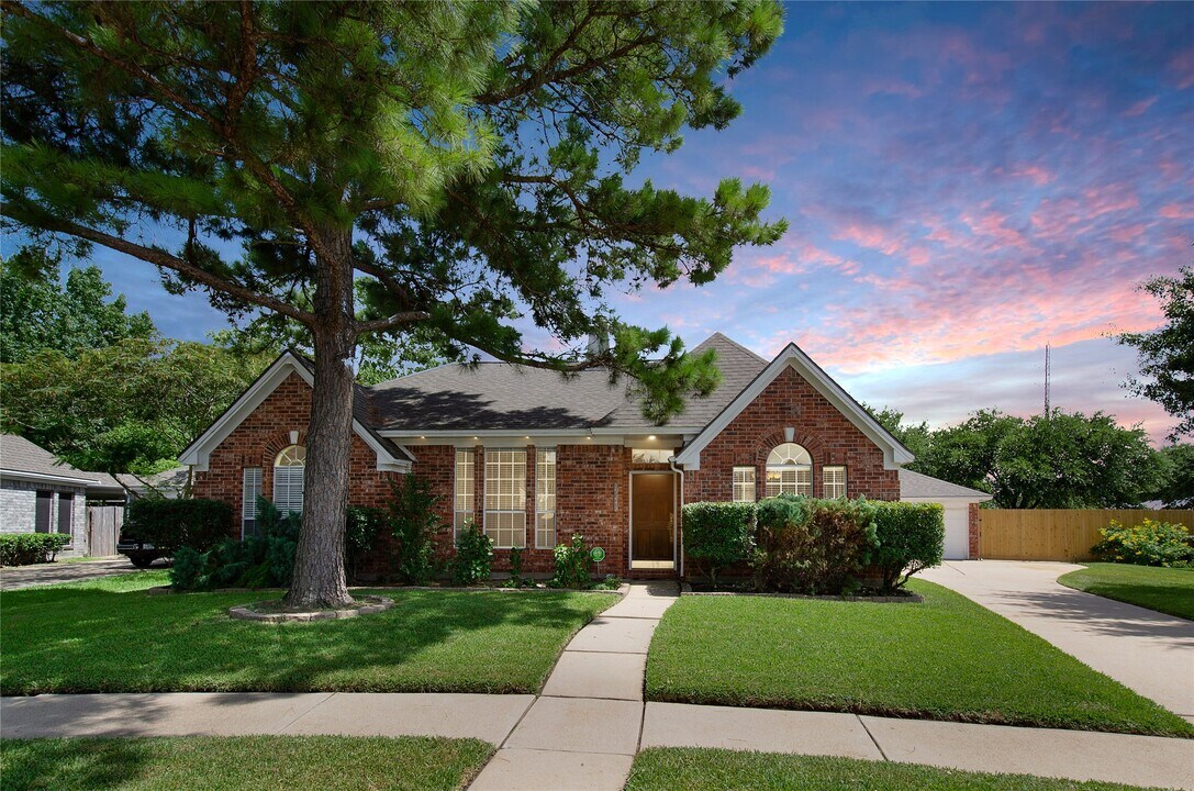 19243 Delta Queen Dr in Katy, TX - Building Photo